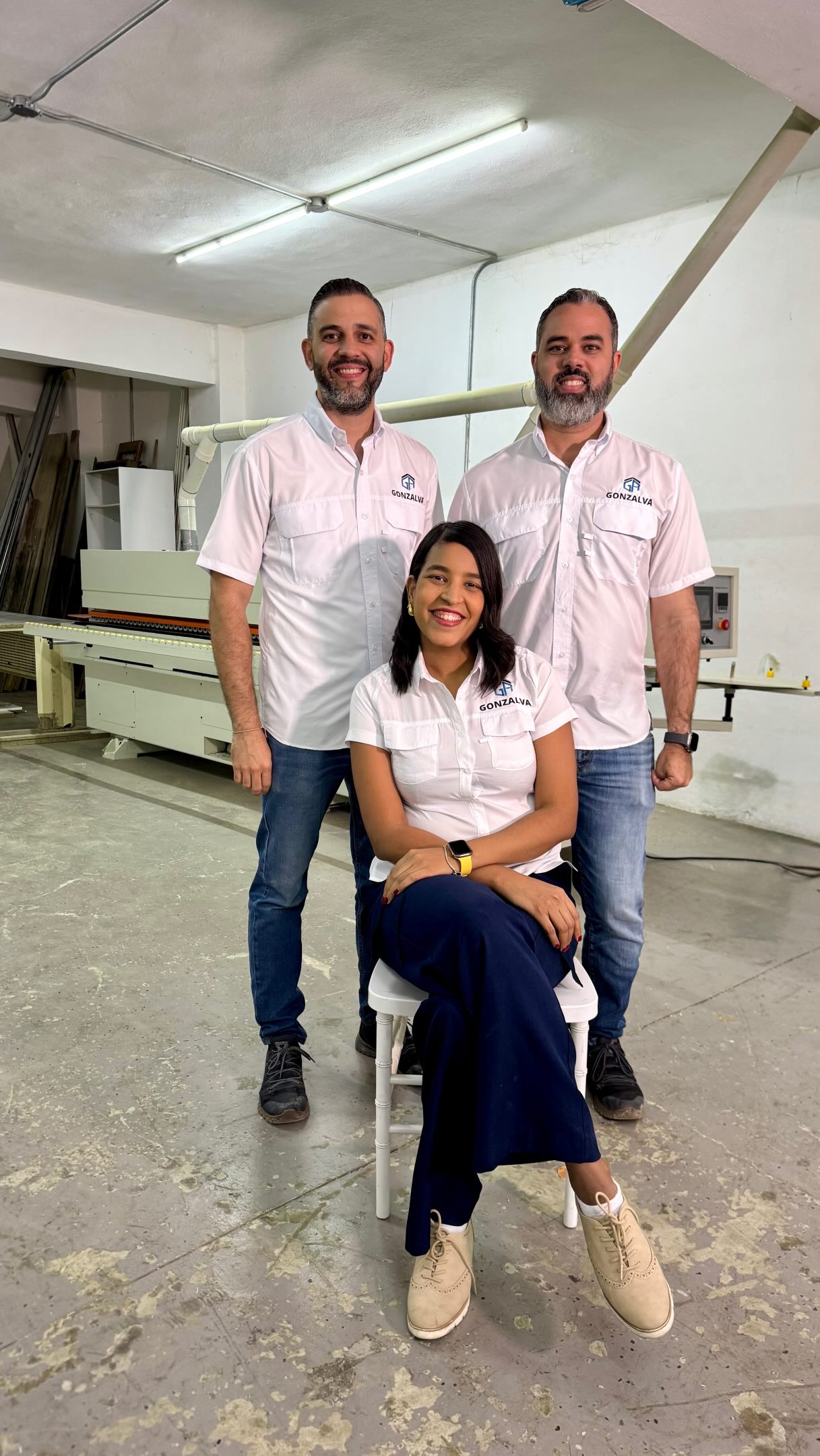 Equipo Gonzalva en el taller de producción